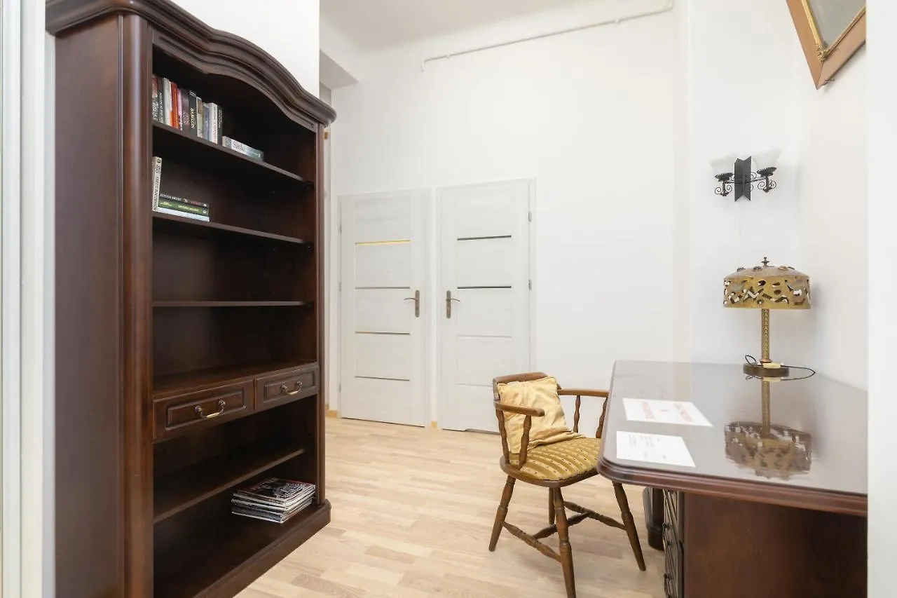 Metro Politechnika Vintage Apartment 바르샤바 0*,