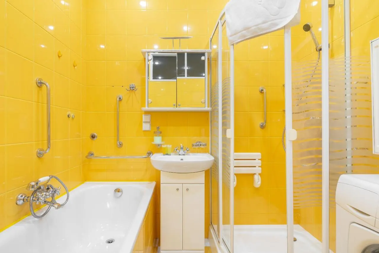 Metro Politechnika Vintage Apartment ワルシャワ ポーランド