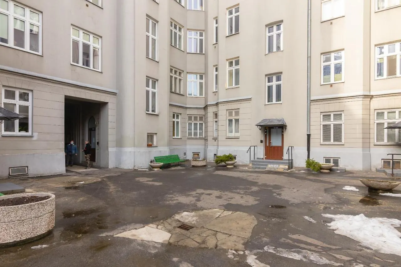 Metro Politechnika Vintage Apartment ワルシャワ
